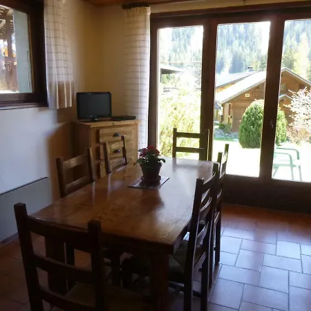 Capucine * شامونكس